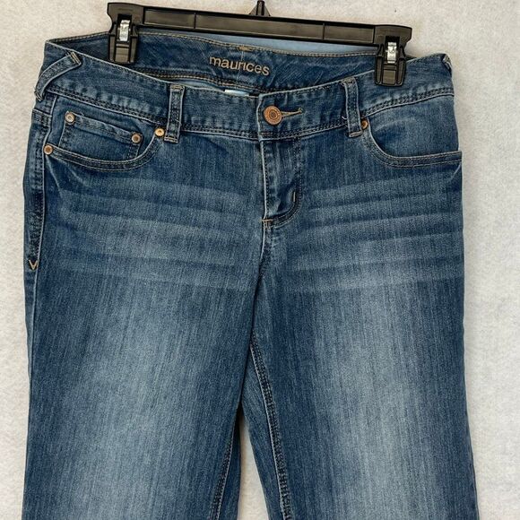 MAURICES Jeans Women's Size 9/10 Long Blue Denim Mid-Rise Bootcut Medium Wash - Picture 3 of 16